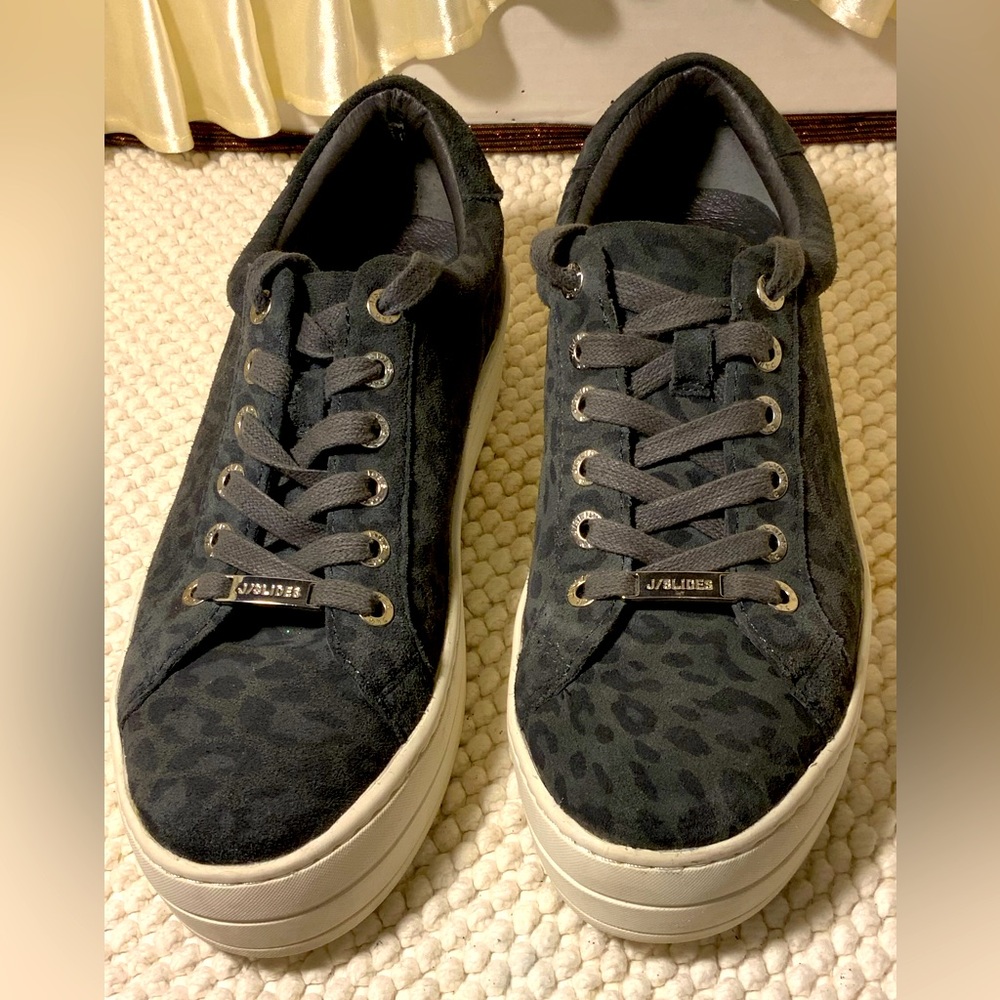 J SLIDES WOMENS LEATHER SNEAKERS